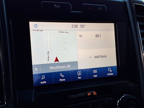 Used 2019 Ford F150 XLT w/ Equipment Group 302A Luxury AWD/4WD image 12