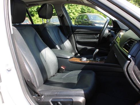 Used 2014 BMW 328i xDrive Sedan AWD/4WD image 32