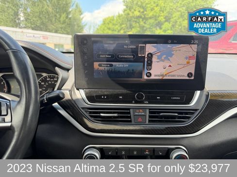 Used 2023 Nissan Altima 2.5 SR w/ SR Premium Package AWD/4WD image 13
