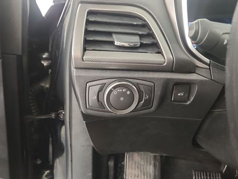 Used 2020 Ford Fusion SE image 14