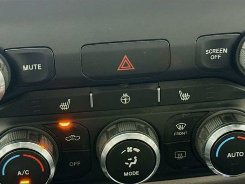 Used 2019 RAM 1500 Big Horn image 19