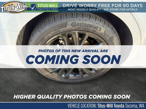 Used 2026 Toyota Camry SE FWD image 5
