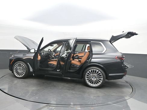 New 2026 BMW X7 xDrive40i AWD/4WD image 55