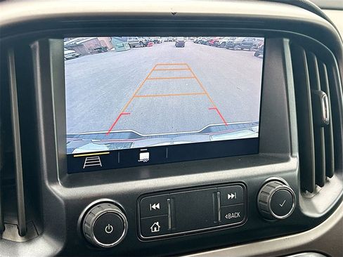 Used 2022 GMC Canyon AT4 w/ Trailering Package image 13