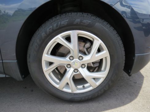 Used 2019 Chevrolet Equinox LT FWD image 8