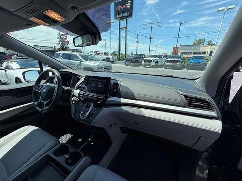 Used 2022 Honda Odyssey EX image 24