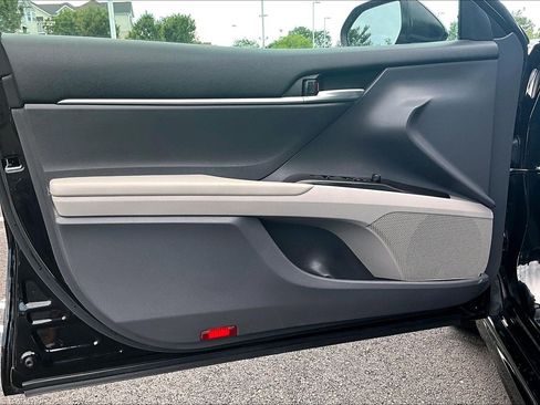 Used 2023 Toyota Camry SE w/ Audio Upgrade Package FWD image 22