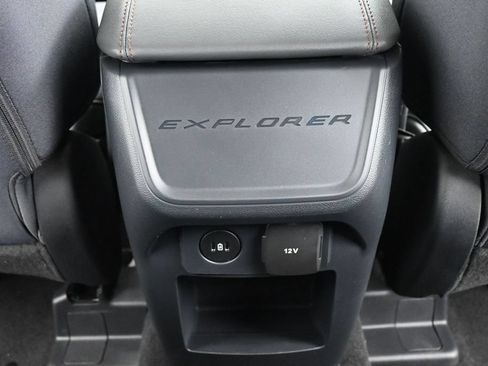 New 2026 Ford Explorer Active RWD image 21