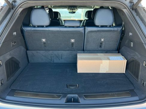 New 2025 Cadillac Escalade IQ Sport 2 w/ LPO, ONYX Package image 24