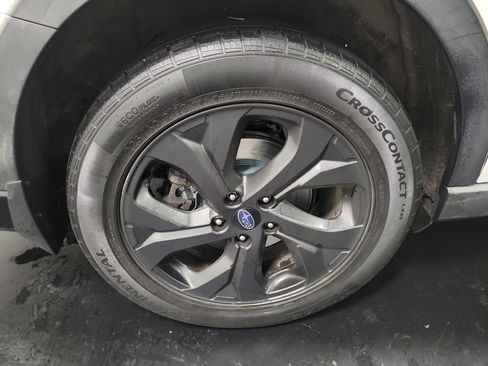 Used 2020 Subaru Outback Onyx Edition XT AWD/4WD image 12