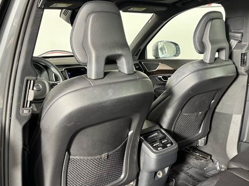 Used 2018 Volvo XC90 T6 Momentum w/ Convenience Package AWD/4WD image 34