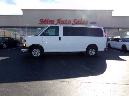Used 2012 Chevrolet Express 3500 LT w/ LT Preferred Equipment Group RWD image 2