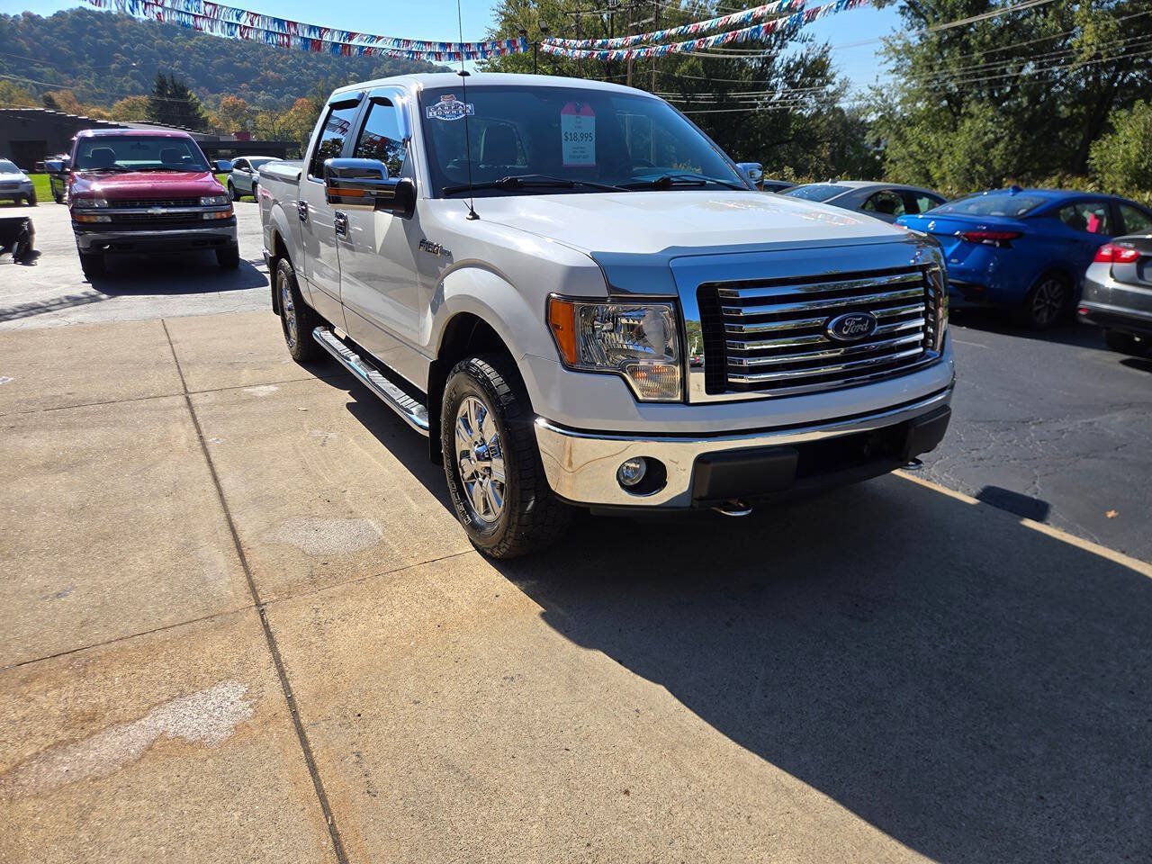 Used 2011 Ford F150 XLT w/ XLT Chrome Pkg AWD/4WD image 1