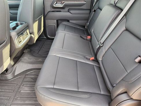 New 2026 GMC Sierra 2500 SLT image 22