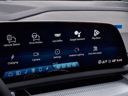 New 2026 Cadillac Optiq Sport 1 image 20