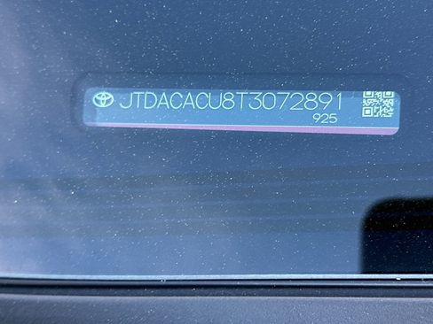 Used 2026 Toyota Prius Plug-In Hybrid image 9