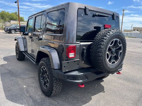 Used 2016 Jeep Wrangler Unlimited Rubicon AWD/4WD image 7