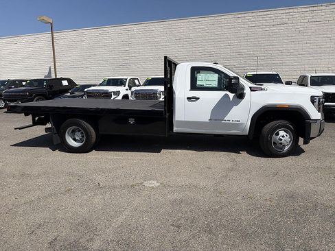 New 2026 GMC Sierra 3500 Pro w/ Convenience Package RWD image 3