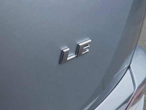 Used 2016 Toyota RAV4 LE image 12