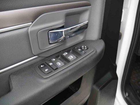 Used 2023 RAM 1500 Classic SLT w/ Electronics Convenience Group image 30