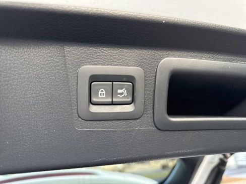 Used 2025 MAZDA CX-50 AWD 2.5 S w/ Premium Plus Pkg image 15