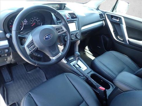 Used 2014 Subaru Forester 2.5i Touring AWD/4WD image 11