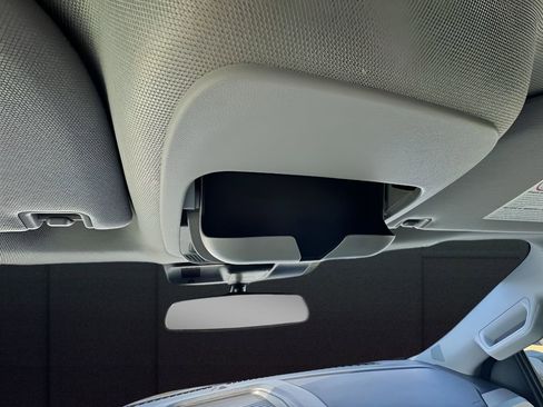 Used 2024 Ford F250 XLT image 12