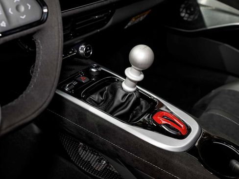 New 2025 Lotus Emira image 46