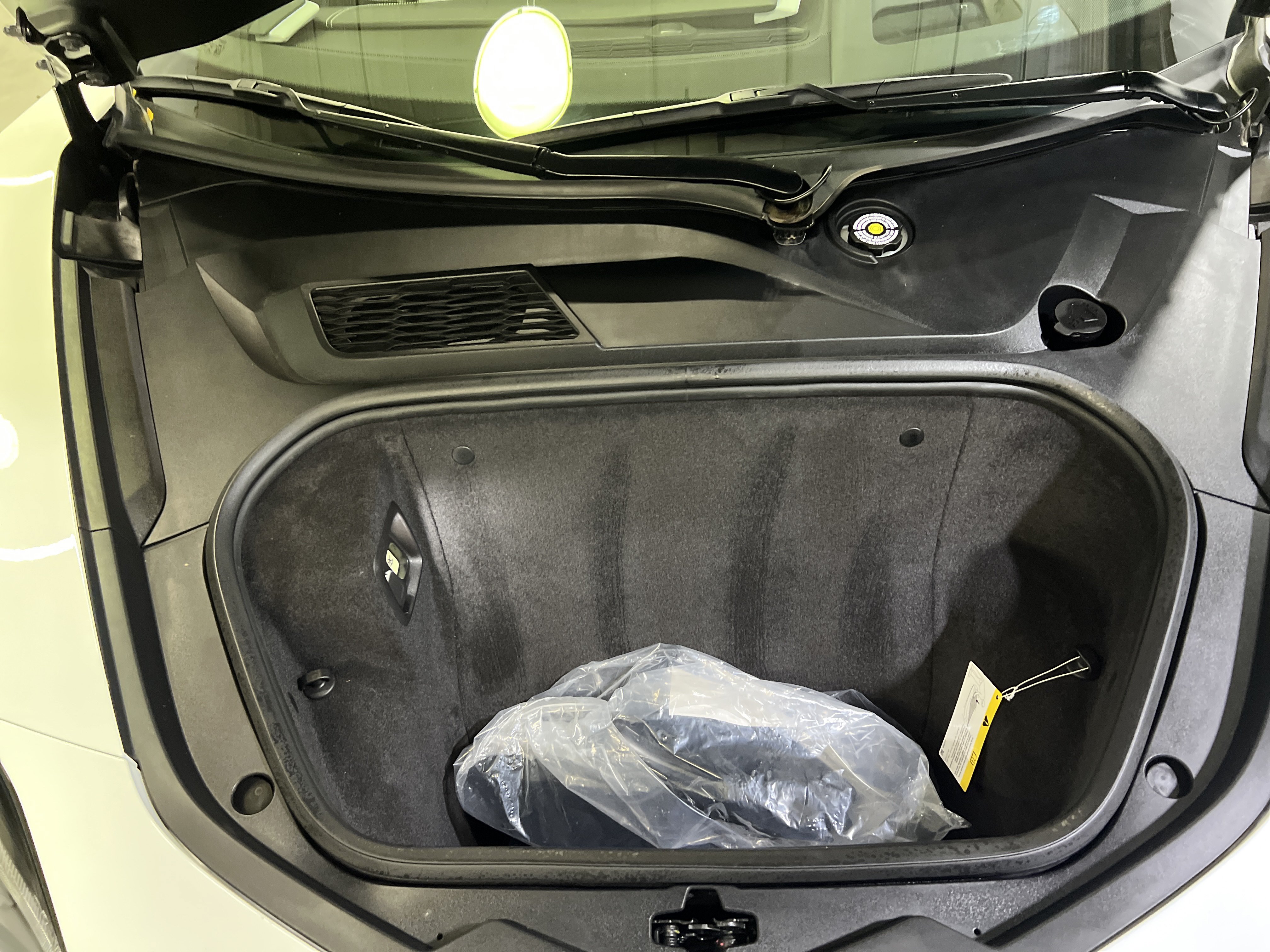 Used 2022 Chevrolet Corvette Stingray Premium Cpe w/ Z51 Performance Package RWD image 14