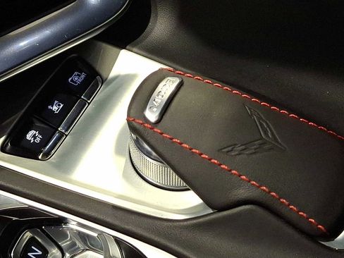 Used 2025 Chevrolet Corvette 3LT w/ Z51 Performance Package image 23