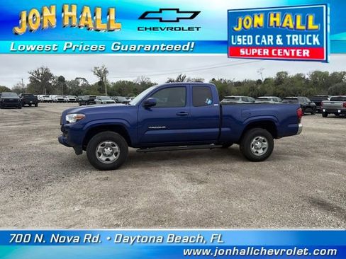 Used 2023 Toyota Tacoma SR5 image 4