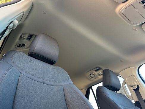 New 2026 Ford Explorer Active image 14