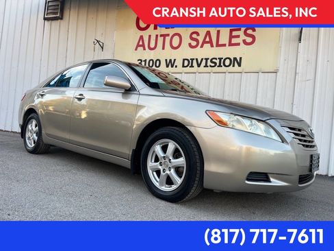Used 2007 Toyota Camry LE image 1