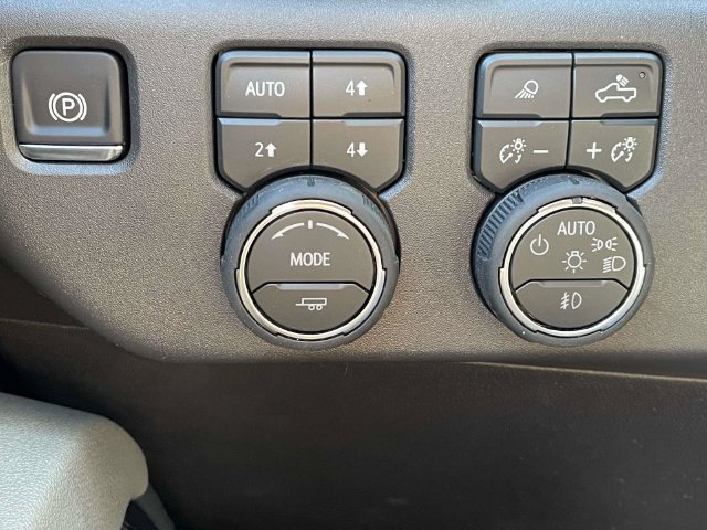 New 2026 Chevrolet Silverado 1500 ZR2 w/ Dark Appearance Package AWD/4WD image 20