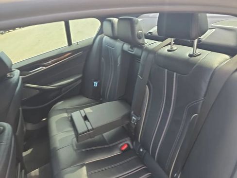Used 2019 BMW 540i w/ Convenience Package RWD image 39