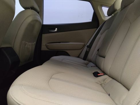 Used 2016 Kia Optima LX FWD image 18