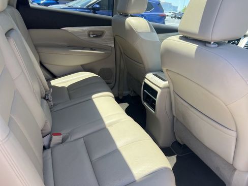 Used 2016 Nissan Murano SL w/ SL Technology Package AWD/4WD image 14