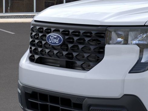 New 2026 Ford Maverick XL image 18