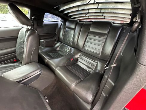 Used 2006 Ford Mustang GT image 12