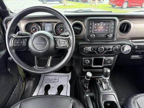Used 2020 Jeep Wrangler Unlimited Sport AWD/4WD image 31