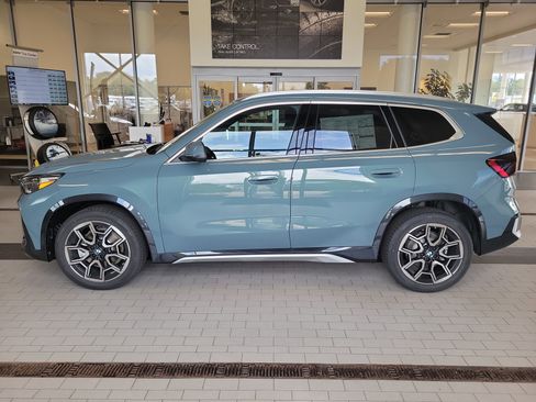 Used 2026 BMW X1 xDrive28i w/ Technology Package image 8