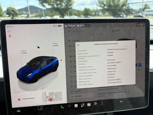 Used 2022 Tesla Model Y Performance AWD/4WD image 22
