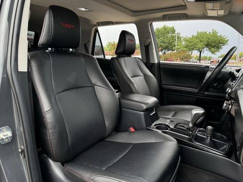 Certified 2024 Toyota 4Runner TRD Off-Road Premium w/ Moonroof Package AWD/4WD image 27