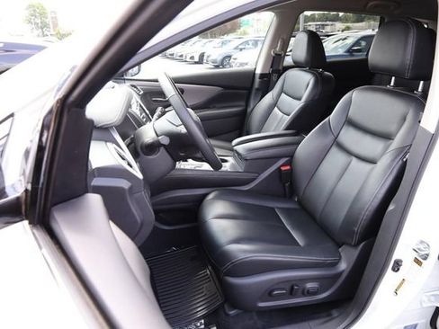 Certified 2024 Nissan Murano SV w/ SV Midnight Edition Package AWD/4WD image 8