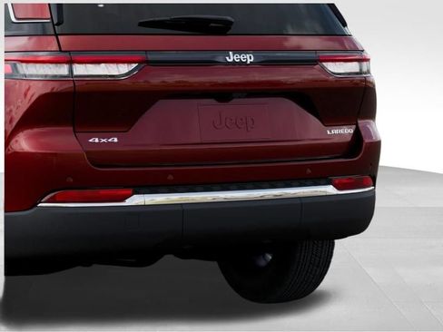 New 2026 Jeep Grand Cherokee Laredo X AWD/4WD image 13