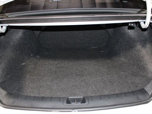 Used 2015 Honda Accord EX-L image 34