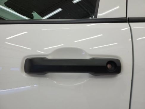 Used 2025 Toyota Tacoma SR RWD image 15