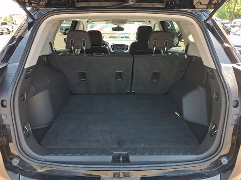 Used 2020 GMC Terrain SLE FWD image 29