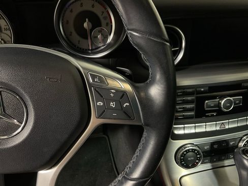 Used 2012 Mercedes-Benz SLK 350 image 23