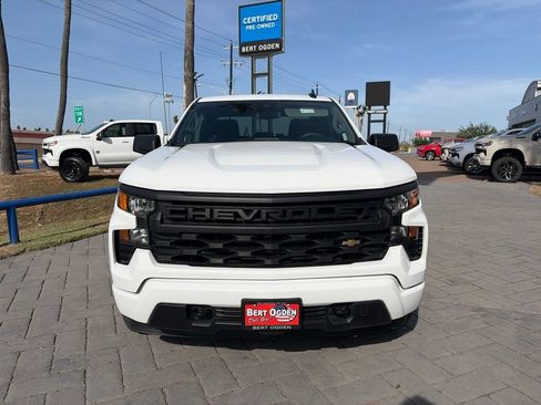 Used 2025 Chevrolet Silverado 1500 Custom w/ Turbomax Blackout Package RWD image 2